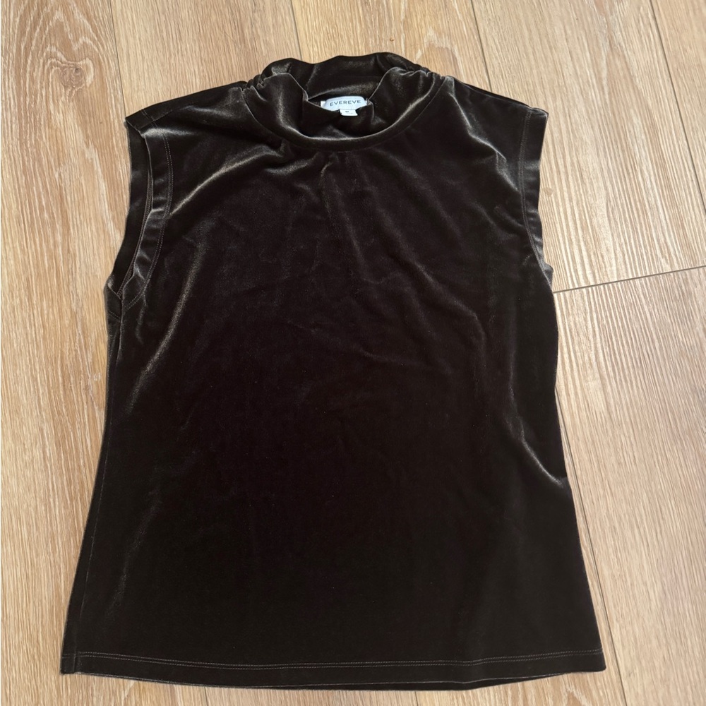 NWT Evereve Monroe Velour Top Olive Sleeveless Mock Neck Soft Velvet M